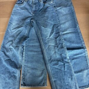 Levi's Blue Jeans with Distressed Details and Slim Fit